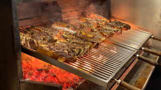 A Montanaro restaurant in Soleramo offering meats over coals.
