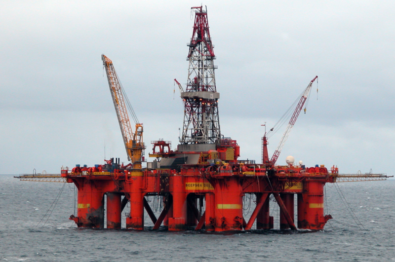 File:Howland Deep Sea Rig 2.png