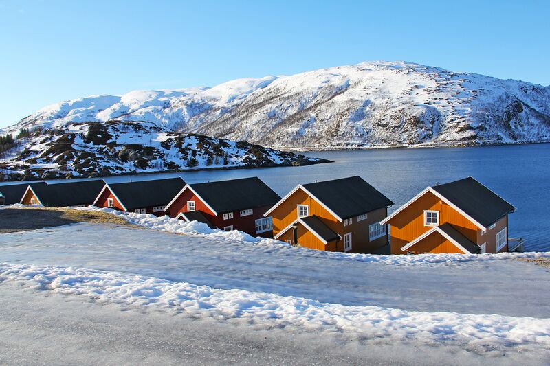 File:Vithinja-IcyFjord.jpg