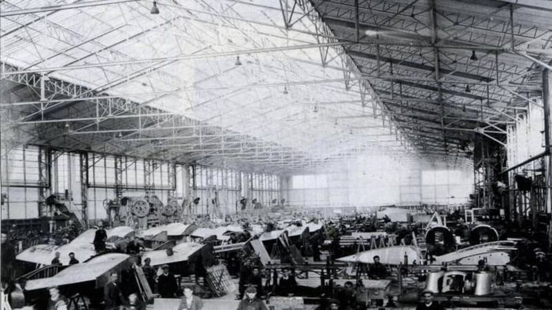 File:Aircraft factory easthampton.jpg